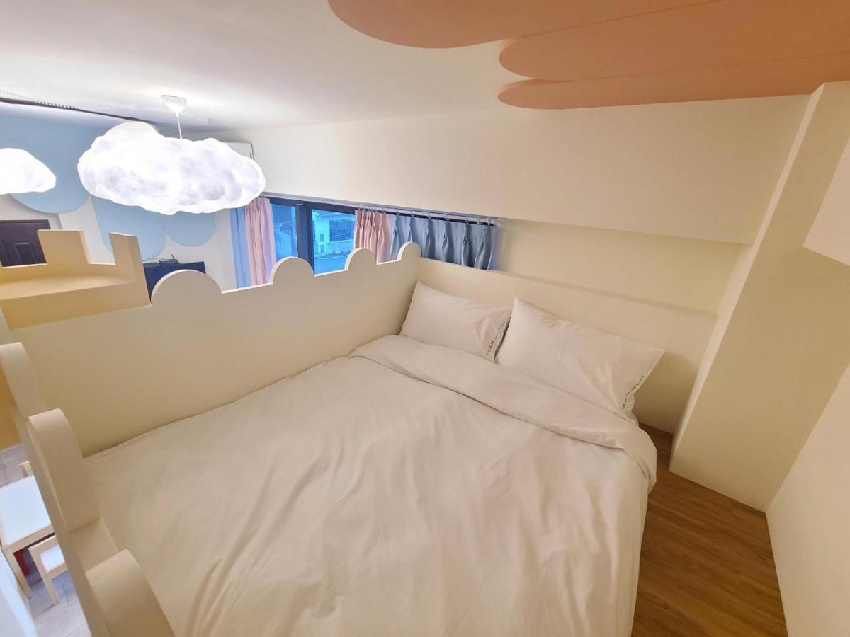 Sunlight Forest Homestay Tainan Luaran gambar