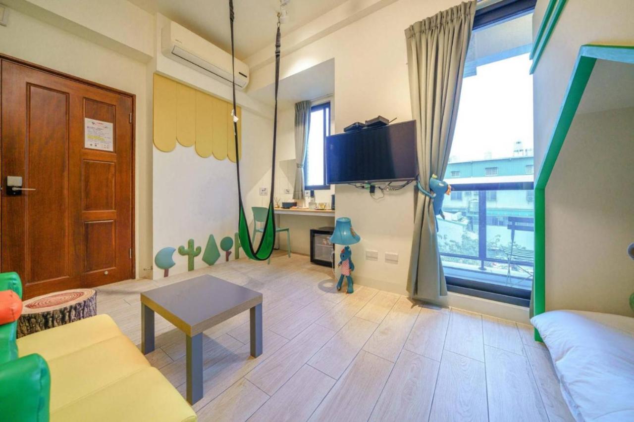 Sunlight Forest Homestay Tainan Luaran gambar