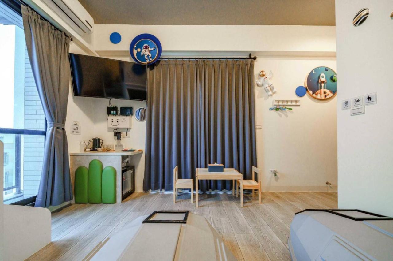 Sunlight Forest Homestay Tainan Luaran gambar